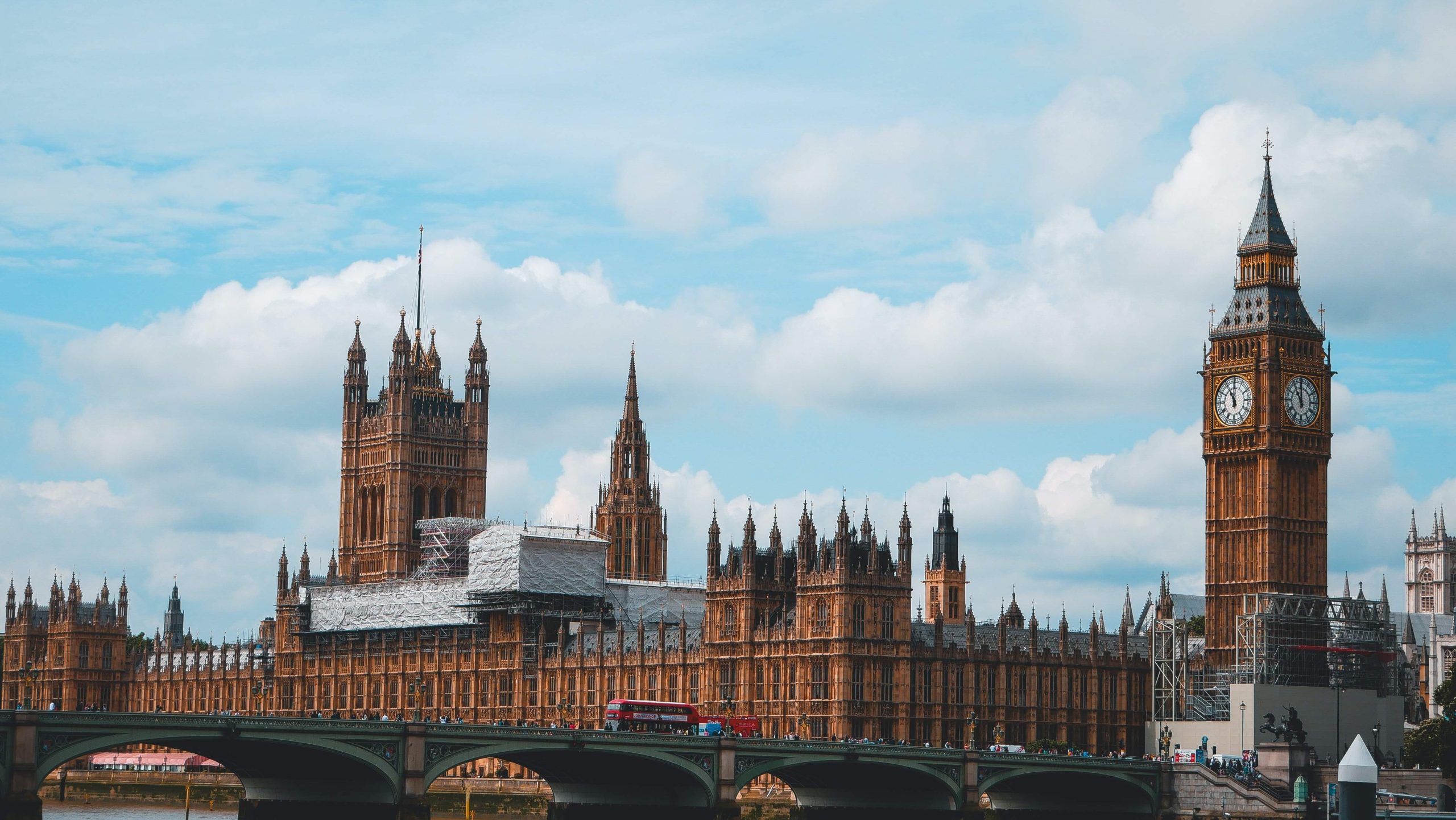 Houses of Parliament with Big Ben in London to represent the accessible transport policy commission