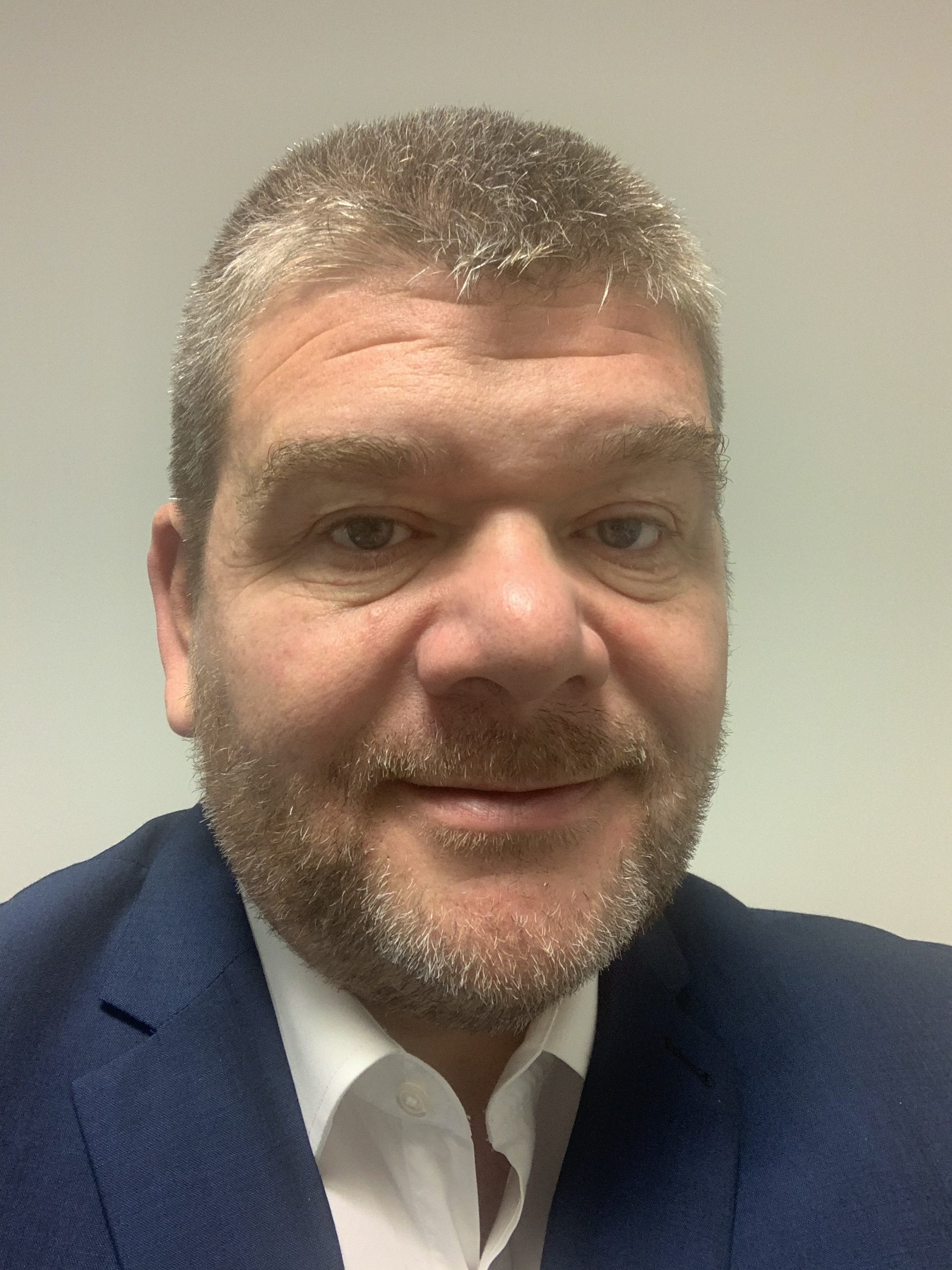 Carl Perrin headshot